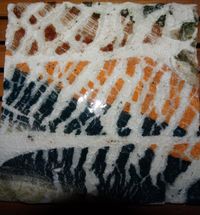 Fischhaut, 2019, Porzellan, farbige Engoben (Detail)